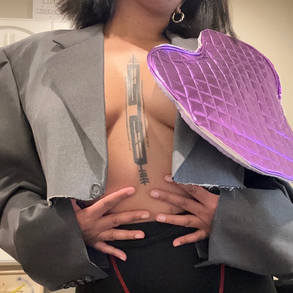 The John Heart Cutoff Blazer - Picture 2 of 9